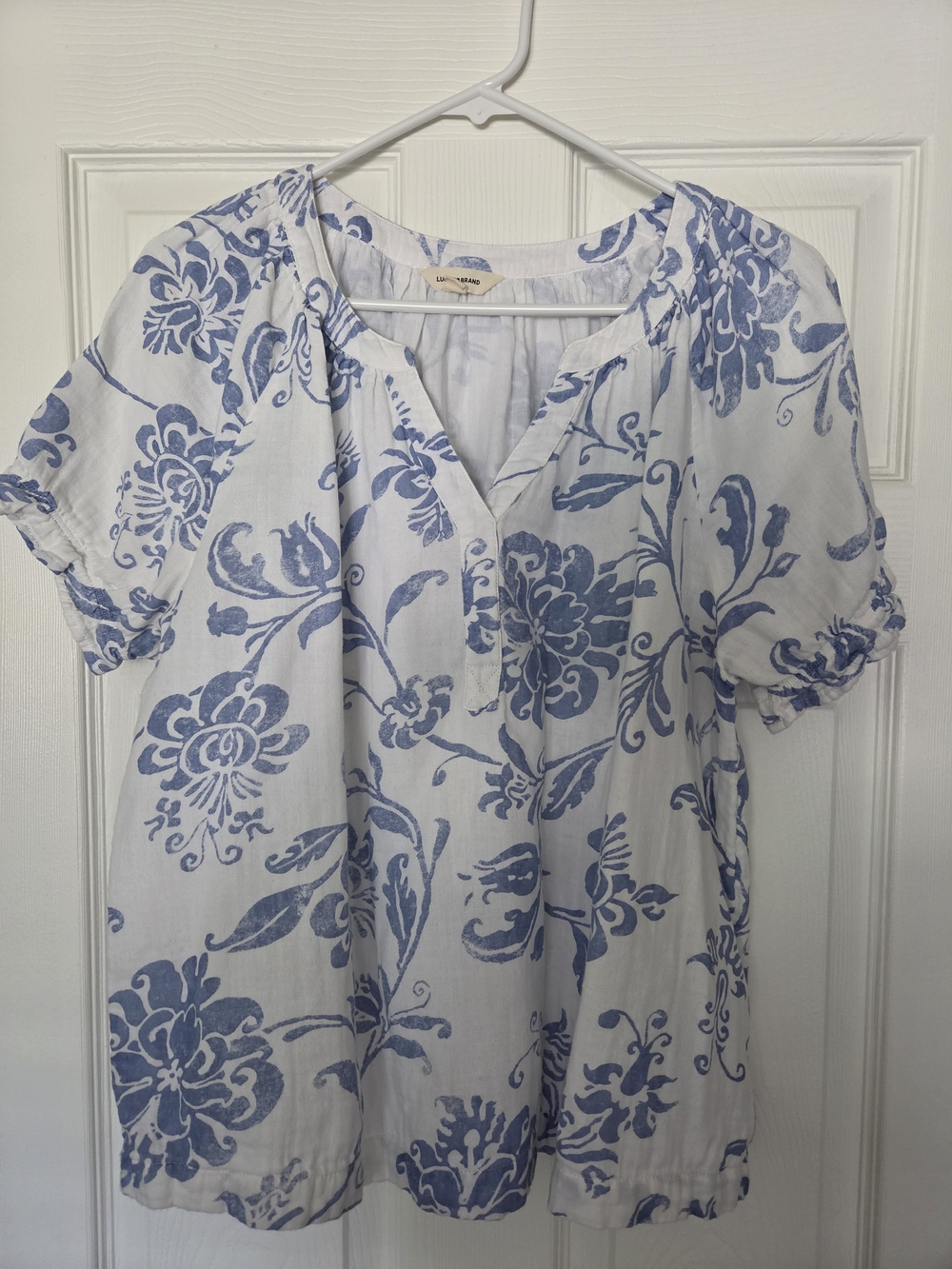 Lucky Brand White Top with Blue Floral Accent (M)